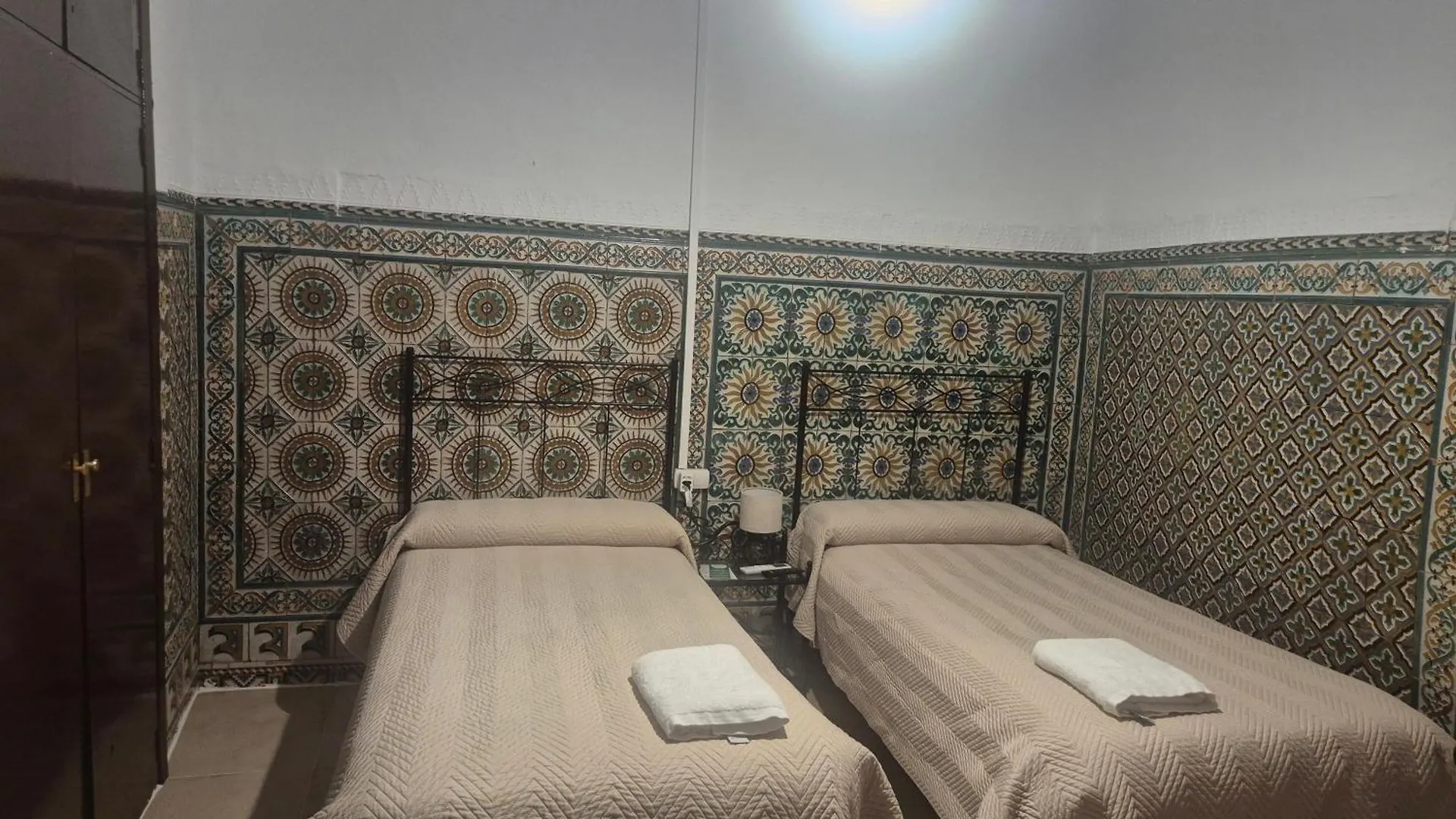 Guest house Pension Javier Seville