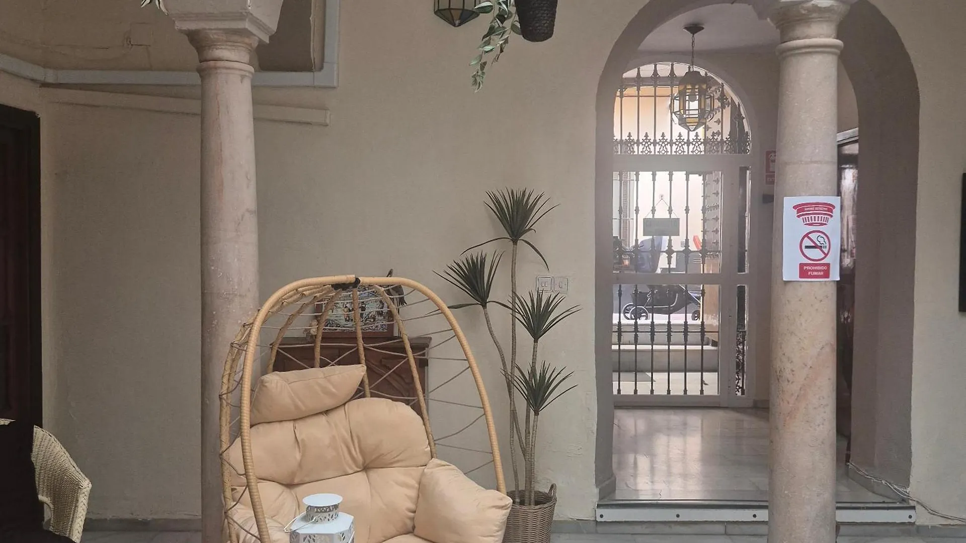 Guest house Pension Javier Seville