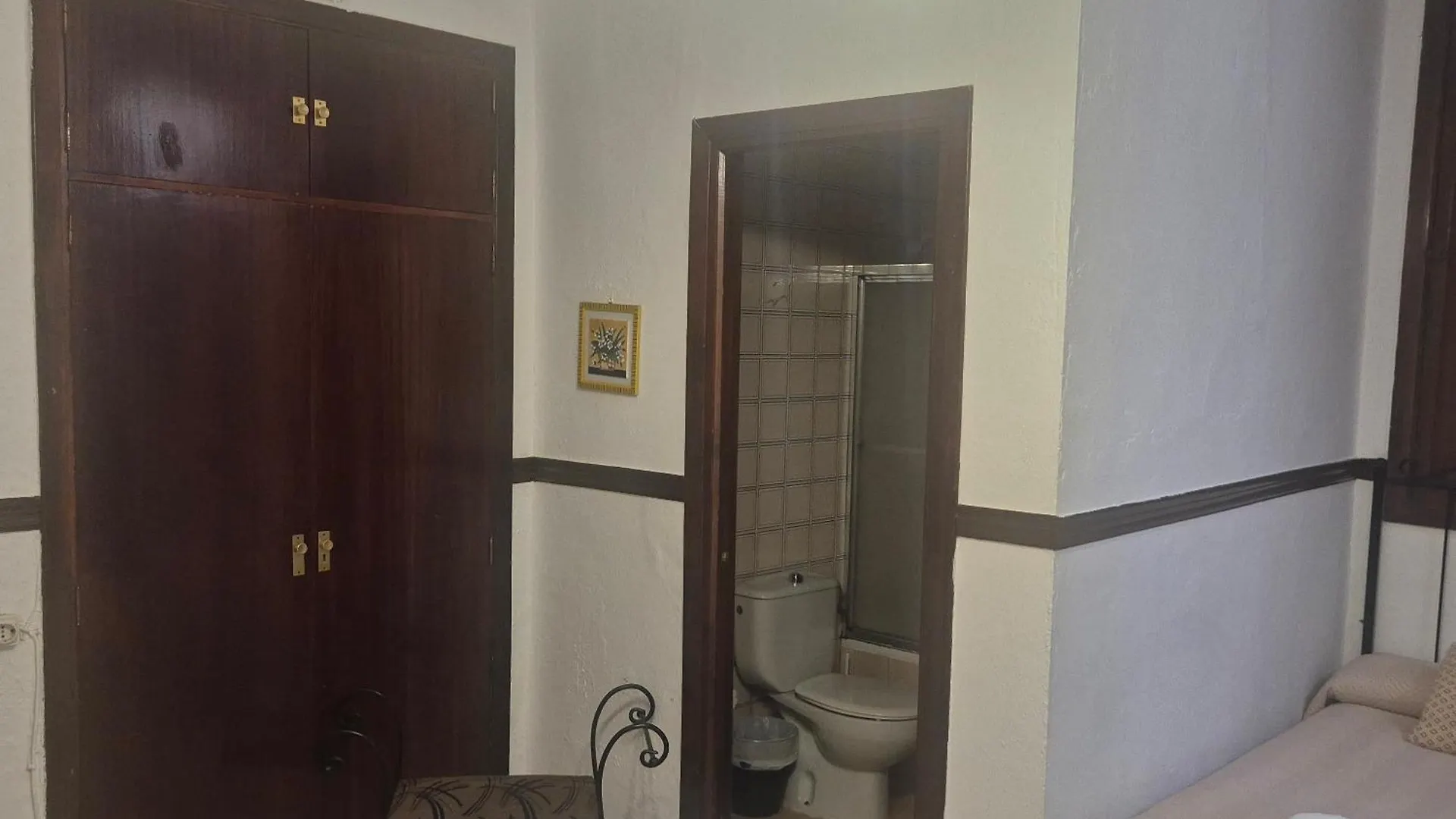 Pension Javier Seville Guest house