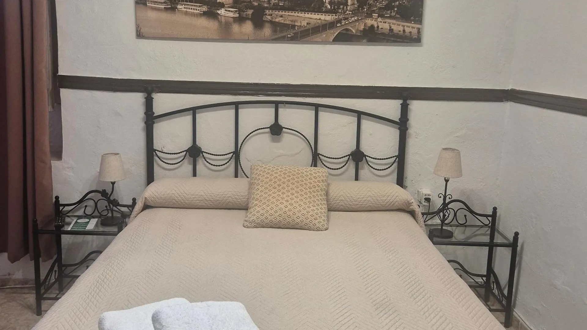 Pension Javier Sevilla Spanien